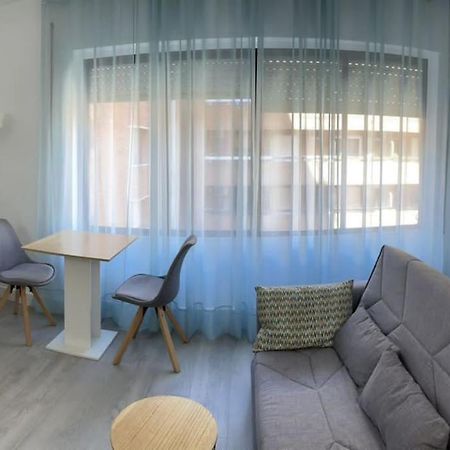 Oasis Plus Sevilla Kültér fotó
